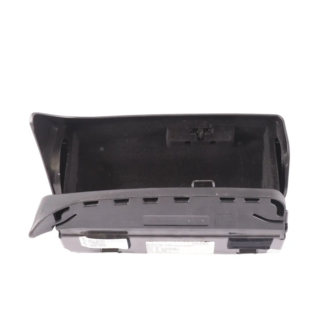 Mercedes W204 Scatola portaoggetti sotto il vassoio sinistro - SKU A2048100204-1 - Numero di parte A2048100204