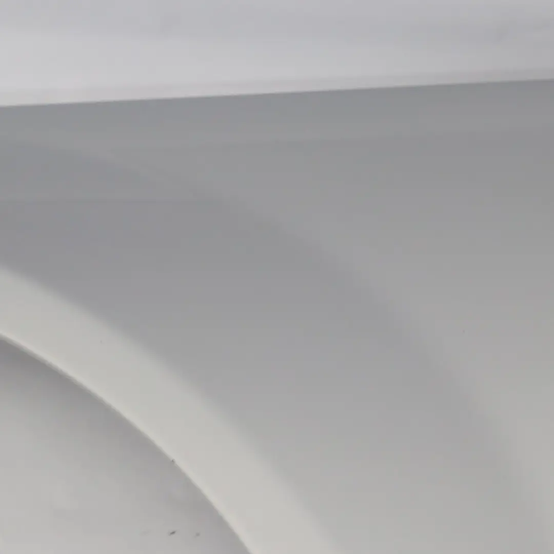 Seiten Vorne Links Kotflügel Iridium Silber Metallic 775 für Mercedes W204 mit Teilenummer A2048801318 Mercedes W204 Seiten Vorne Links Kotflügel Iridium Silber Metallic 775 - SKU A2048801318-IRS2 - Teilenummer A2048801318