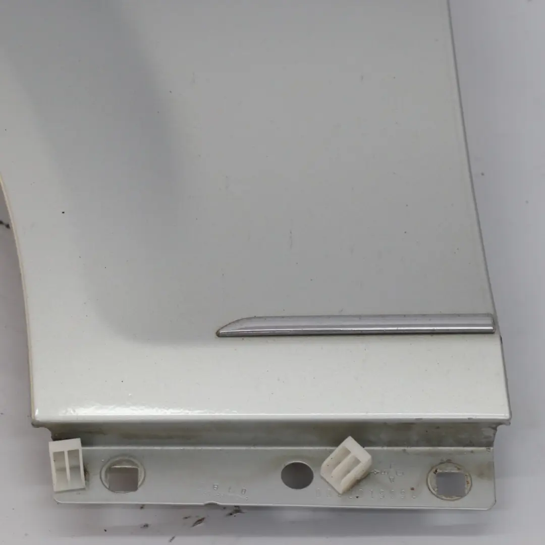 Mercedes W204 Guardabarros lateral izquierdo delantero Iridium Silver 775 - SKU A2048801318-IRS3 - Número de pieza A2048801318