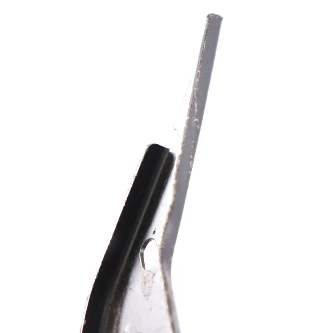 Mercedes W204 AMG Parachoques delantero Riel Izquierdo Soporte - SKU A2048810506 - Número de pieza A2048810506