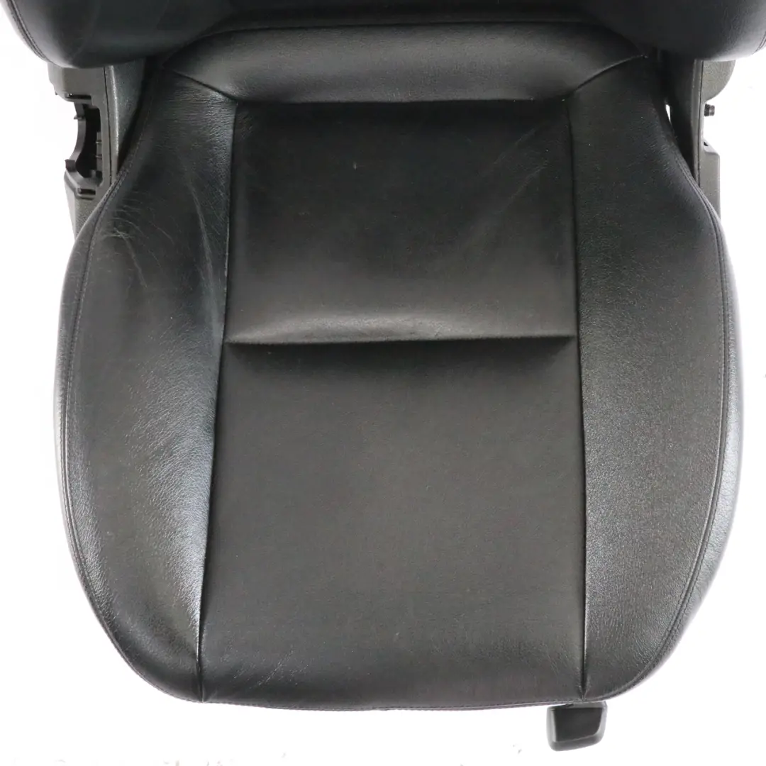 Mercedes W204 Asiento Delantero Derecho Sport Cuero Negro Interior Eléctrico - SKU A2049101493-5 - Número de pieza A2049101493