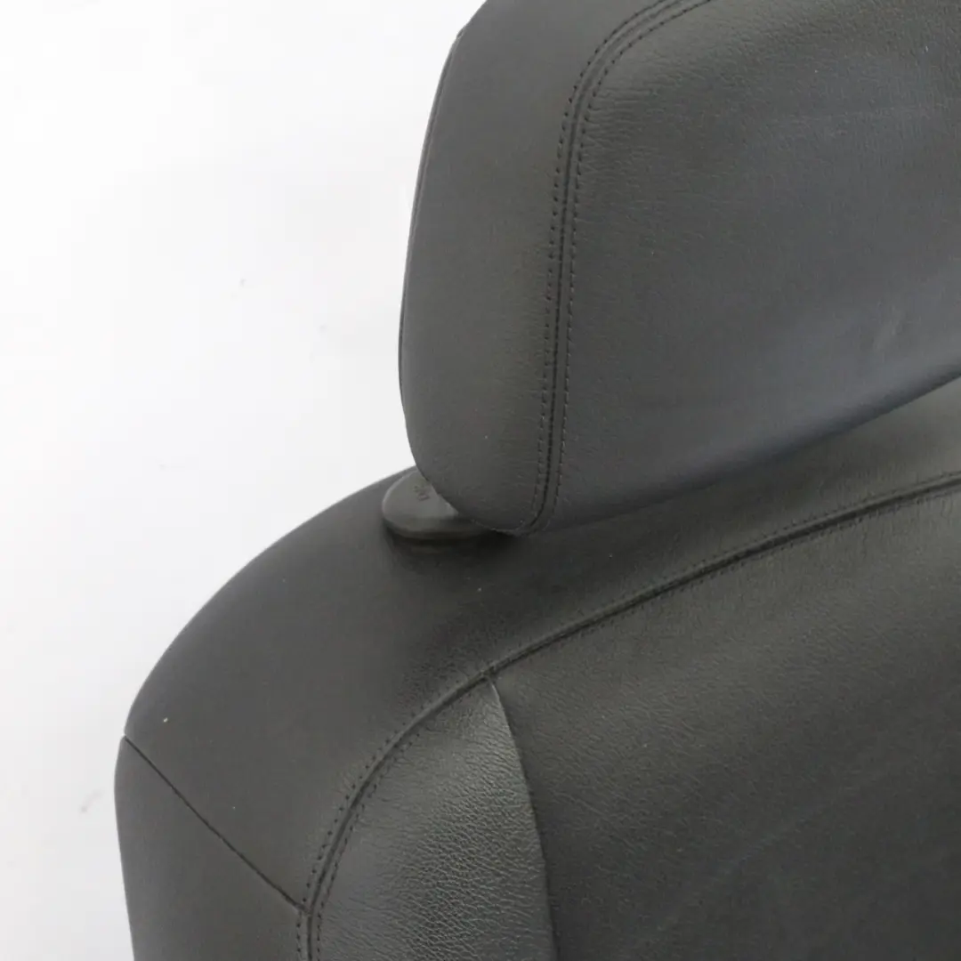 Sedile anteriore destro riscaldato pelle nero interno per Mercedes W204 con numero di parte A2049109047 Mercedes W204 Sedile anteriore destro riscaldato pelle nero interno - SKU A2049109047-1 - Numero di parte A2049109047