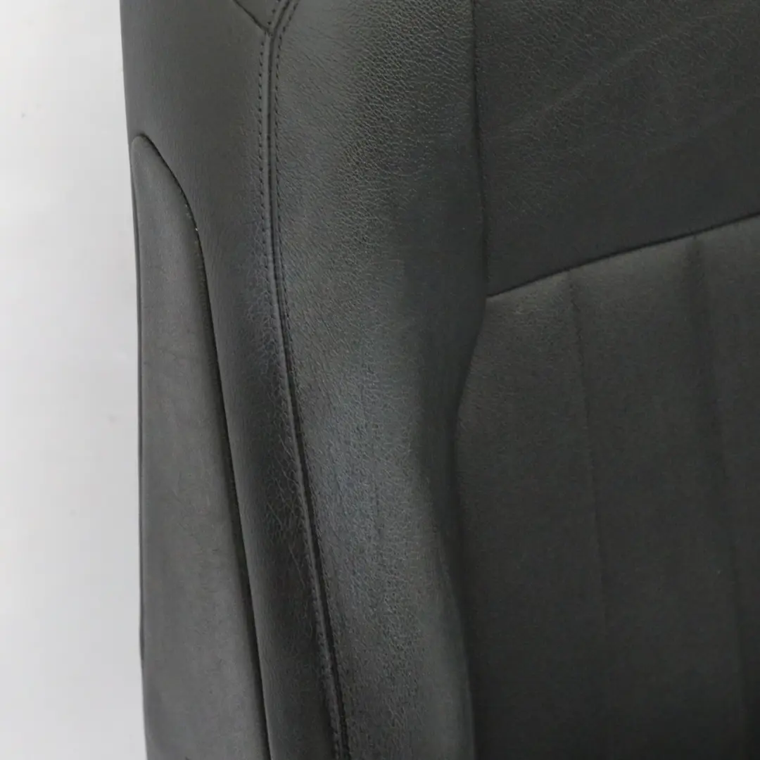 Siège chauffant avant droit en cuir noir pour Mercedes W204 à propos du numéro de pièce A2049109047 Mercedes W204 Siège chauffant avant droit en cuir noir - SKU A2049109047-1 - Numéro de pièce A2049109047