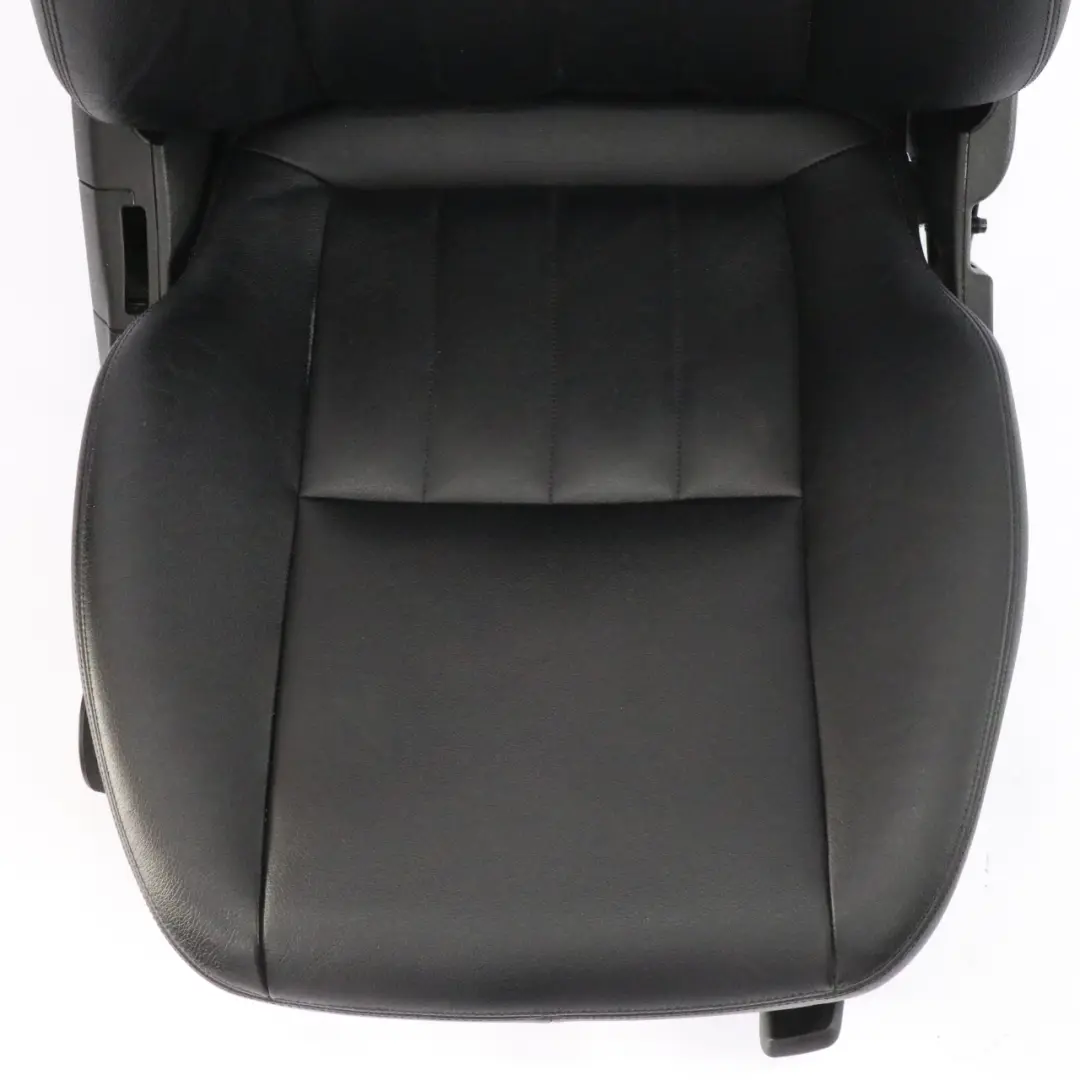 Mercedes W204 Siège chauffant avant droit en cuir noir - SKU A2049109047-1 - Numéro de pièce A2049109047