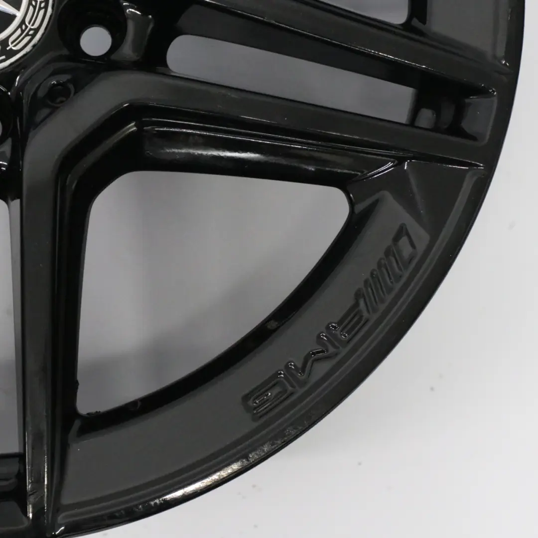 Jante Alu AMG 18" ET:44 7,5J 5 Double Spoke pour Mercedes W205 à propos du numéro de pièce A2054019500 Mercedes W205 Jante Alu AMG 18" ET:44 7,5J 5 Double Spoke - SKU A2054019500-3 - Numéro de pièce A2054019500