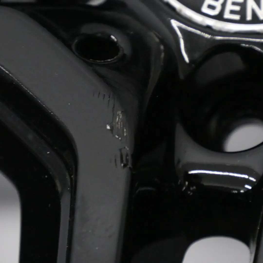 Felga Aluminiowa AMG 18" ET:44 7,5J 5 do Mercedes W205 o numerze A2054019500 Mercedes W205 Felga Aluminiowa AMG 18" ET:44 7,5J 5 - SKU A2054019500-3 - Numer Części A2054019500