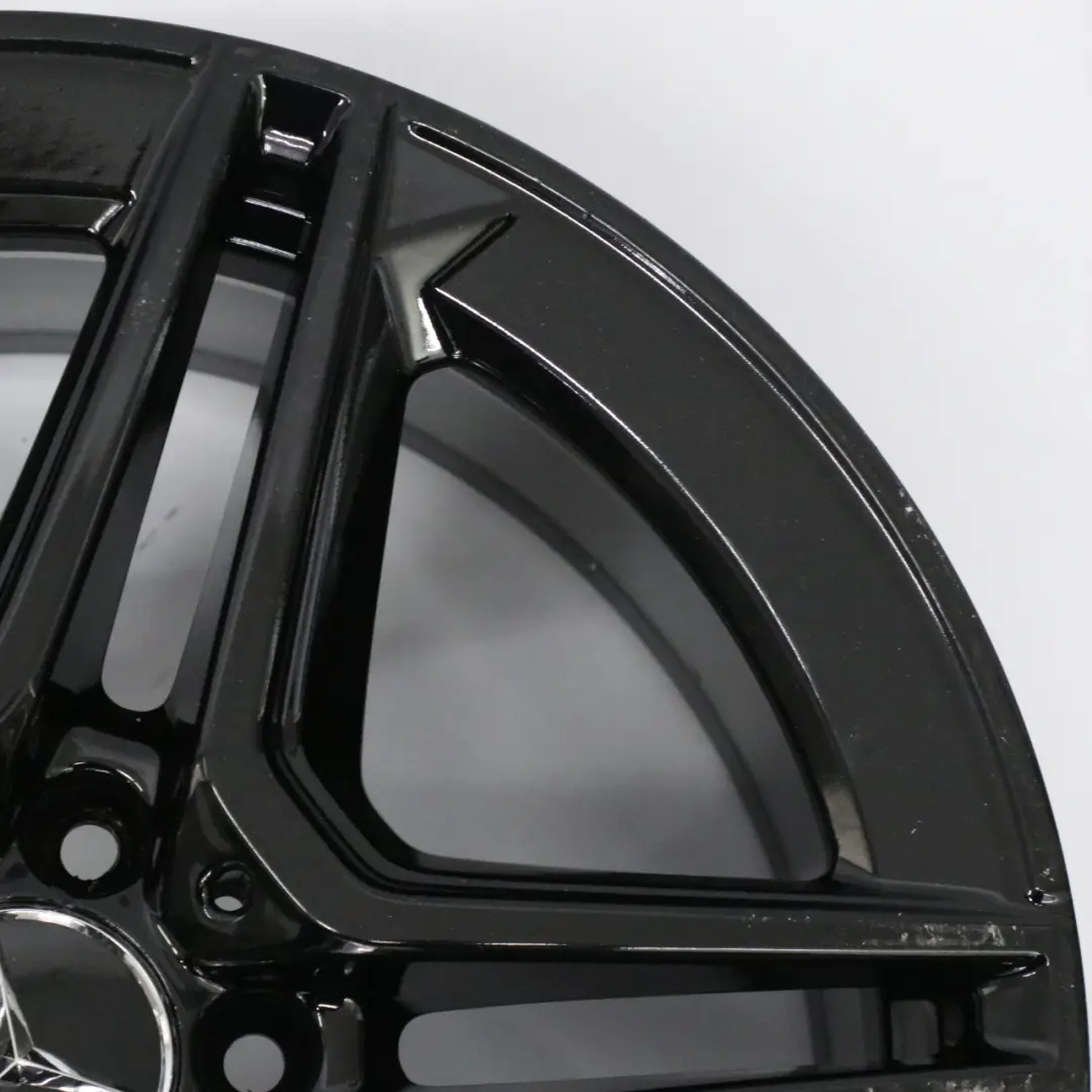 Llanta trasera AMG 18" ET:49 8,5J 5 Radios dobles para Mercedes W205 con número de pieza A2054019600 Mercedes W205 Llanta trasera AMG 18" ET:49 8,5J 5 Radios dobles - SKU A2054019600-6 - Número de pieza A2054019600