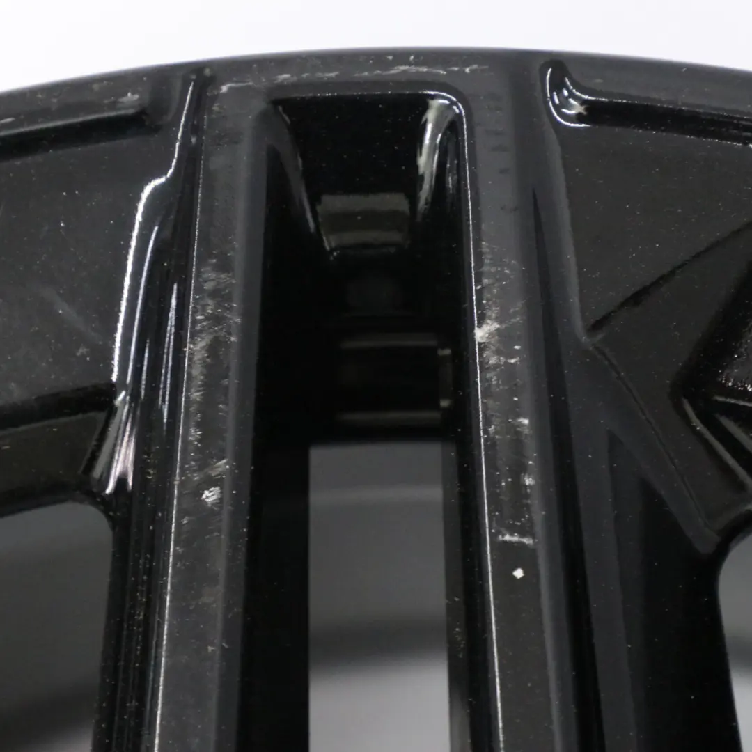 Llanta trasera AMG 18" ET:49 8,5J 5 Radios dobles para Mercedes W205 con número de pieza A2054019600 Mercedes W205 Llanta trasera AMG 18" ET:49 8,5J 5 Radios dobles - SKU A2054019600-6 - Número de pieza A2054019600