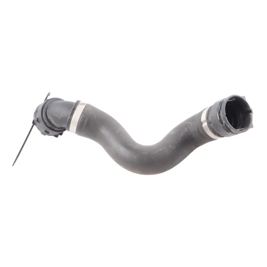 Mercedes W205 Tuyau Eau Radiateur Liquide Refroidissement Gauche - SKU A2055010182 - Numéro de pièce A2055010182