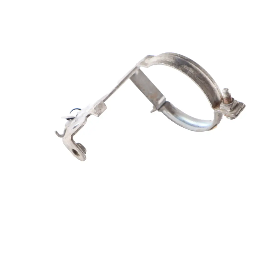 Staffa Supporto Pompa Acqua Refrigerante per Mercedes W205 con numero di parte A2055016020 Mercedes W205 Staffa Supporto Pompa Acqua Refrigerante - SKU A2055016020 - Numero di parte A2055016020