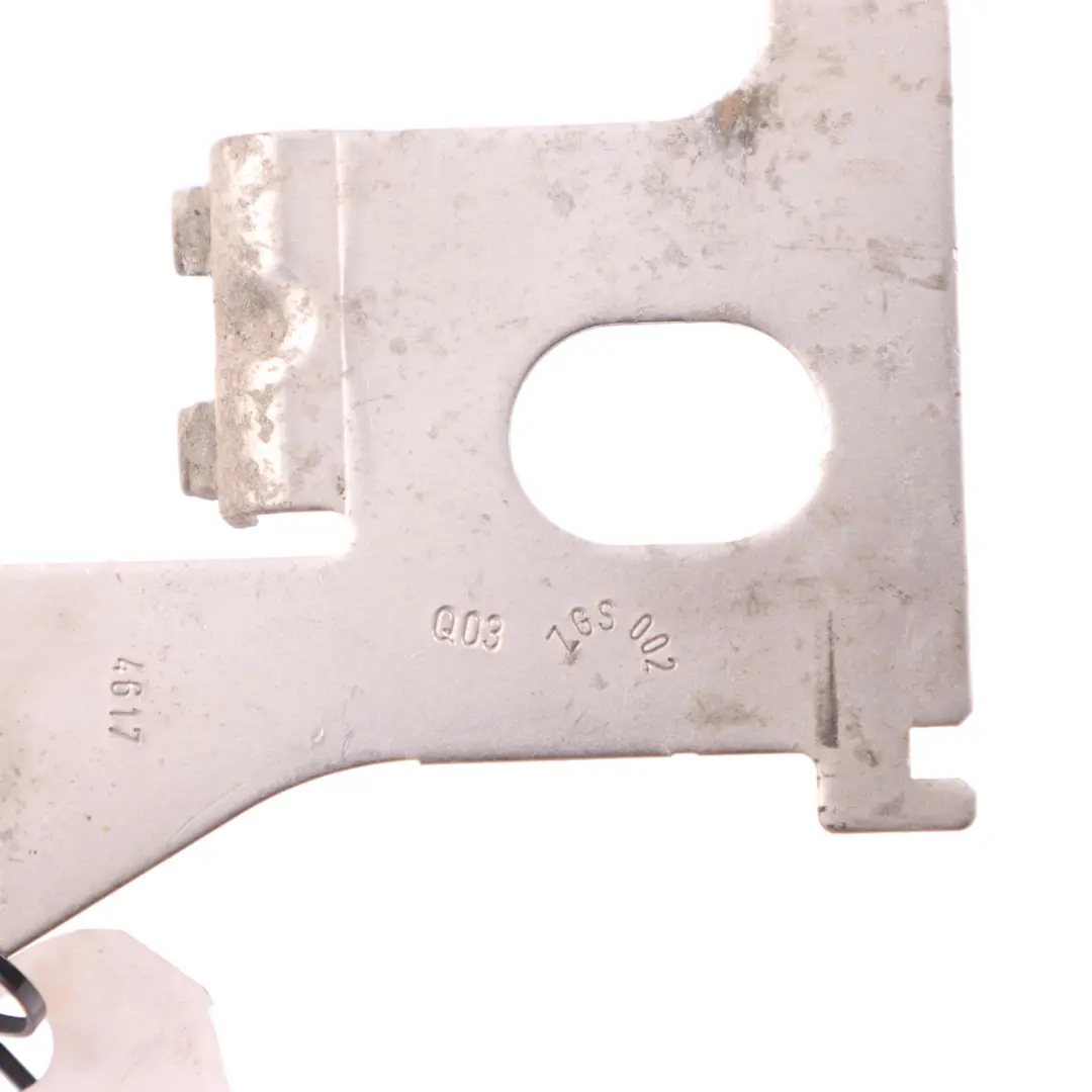 Bracket Plate Mercedes W205 W213 M274 Switchover Valve Mount to with Part number A2055020118 Bracket Plate Mercedes W205 W213 M274 Switchover Valve Mount - SKU A2055020118 - Part number A2055020118