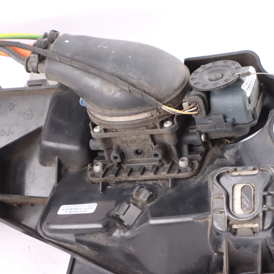 Charging Plug Socket Wiring Cable to Mercedes W205 with Part number A2055404982 Mercedes W205 Charging Plug Socket Wiring Cable - SKU A2055404982 - Part number A2055404982