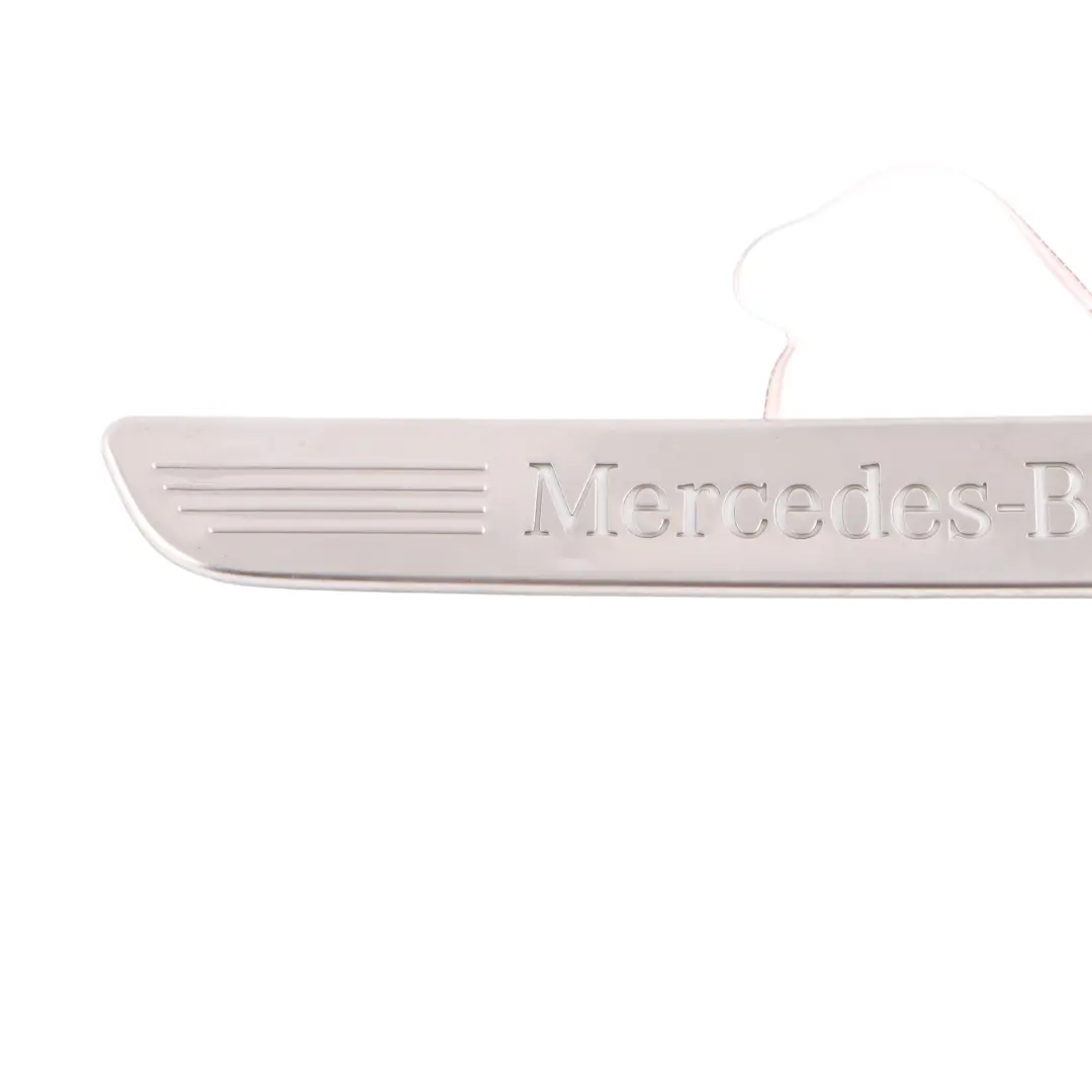 Mercedes W205 Striscia davanzale anteriore sinistra ingresso - SKU A2056806903 - Numero di parte A2056806903