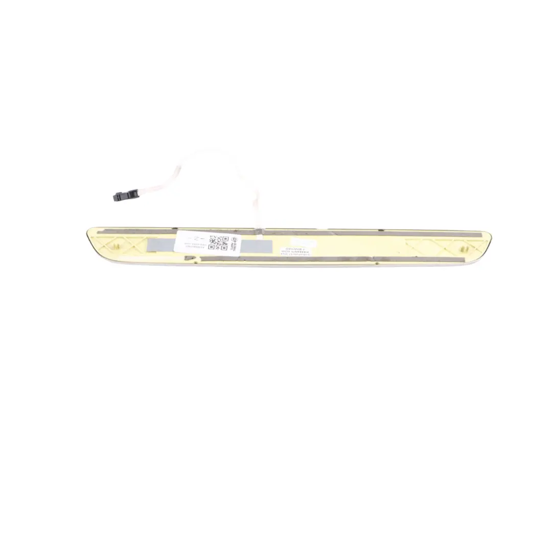 Mercedes W205 Plaque de seuil avant droite - SKU A2056807003 - Numéro de pièce A2056807003