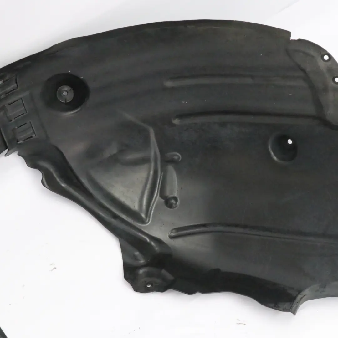 Passaruota Anteriore Sinistro Coperchio Rivestimento per Mercedes W205 con numero di parte A2056915300 Mercedes W205 Passaruota Anteriore Sinistro Coperchio Rivestimento - SKU A2056915300 - Numero di parte A2056915300