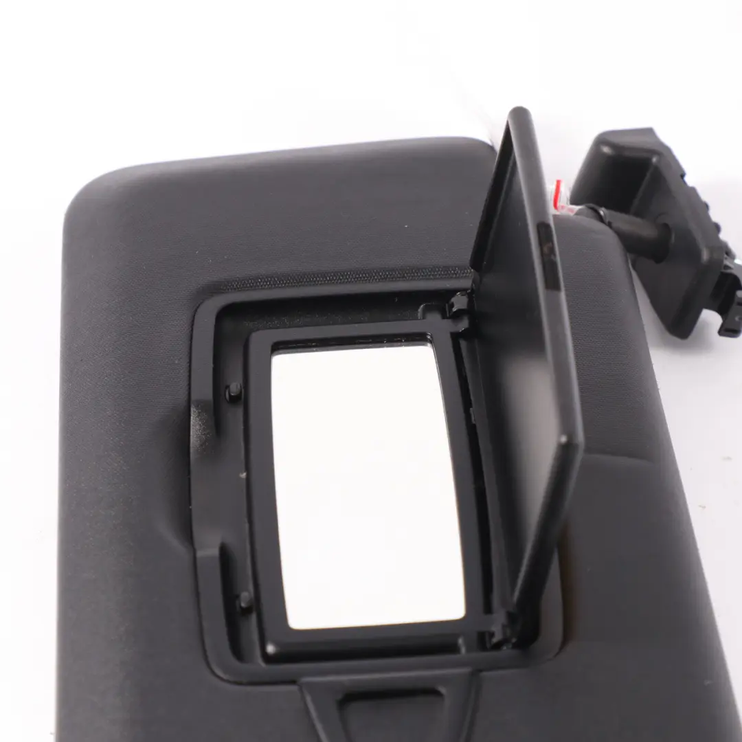 Pannello copri visiera parasole nero sinistro specchio per Mercedes C292 con numero di parte A2058107704 Mercedes C292 Pannello copri visiera parasole nero sinistro specchio - SKU A2058107704 - Numero di parte A2058107704