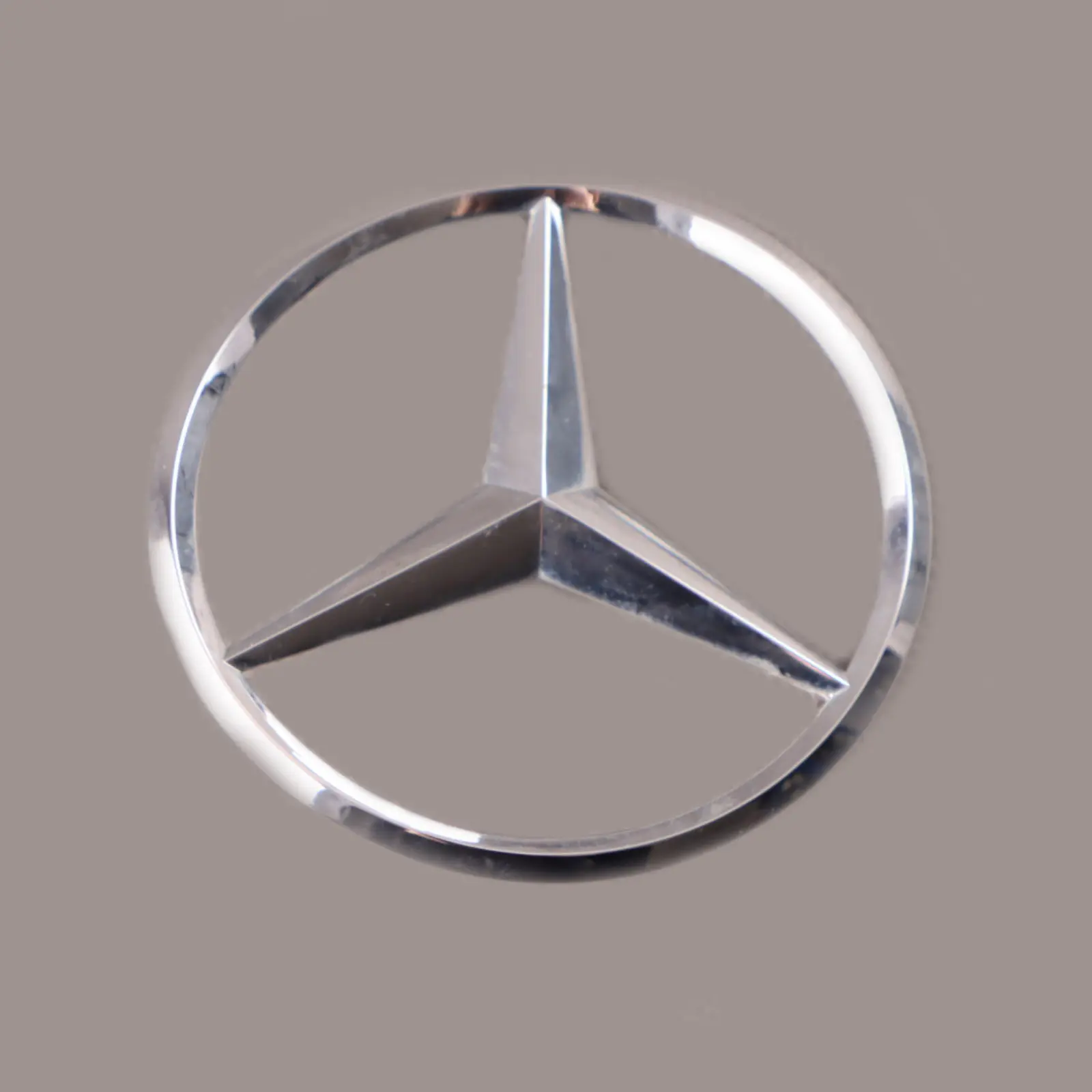 Mercedes W205 Emblème couvercle de coffre étoile Insigne arrière A2058174500