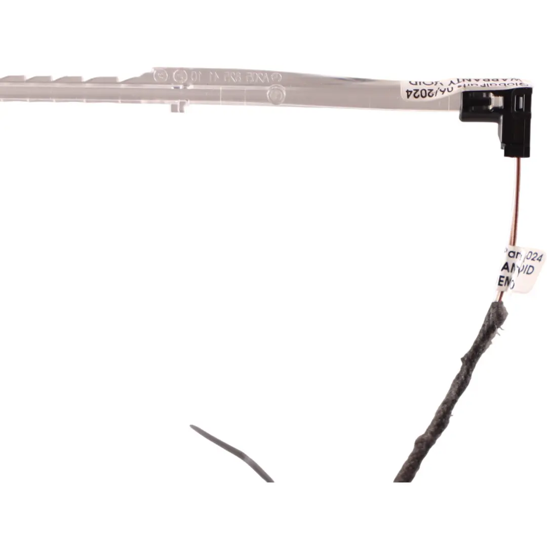 Guía Luz Fibra Óptica Consola Central Ambiente para Mercedes W205 con número de pieza A2058254110 Mercedes W205 Guía Luz Fibra Óptica Consola Central Ambiente - SKU A2058254110 - Número de pieza A2058254110