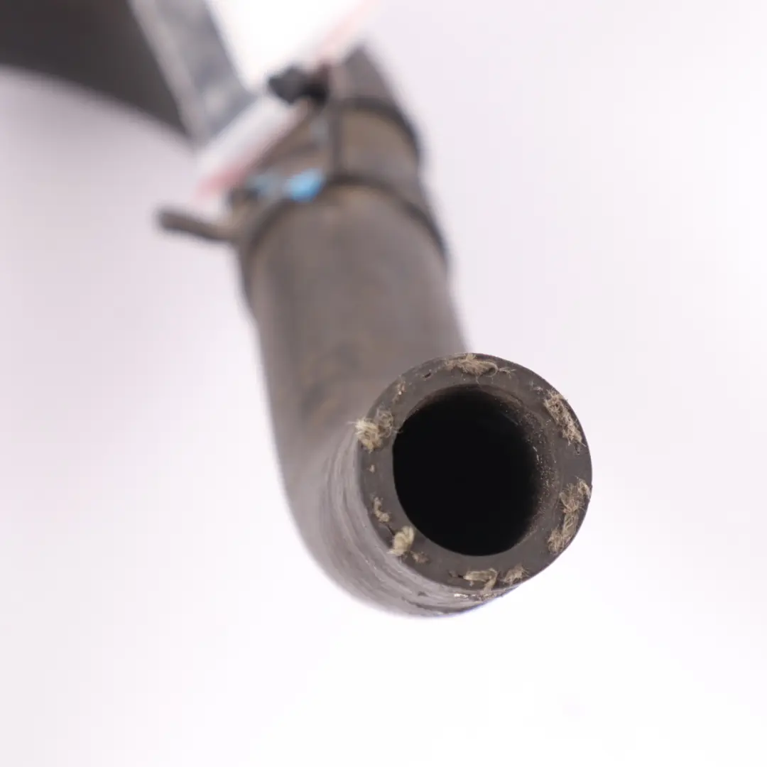 Línea Calefacción Mercedes W205 Manguera Retorno Bomba Circulación para con número de pieza A2058309005 Línea Calefacción Mercedes W205 Manguera Retorno Bomba Circulación - SKU A2058309005-1 - Número de pieza A2058309005