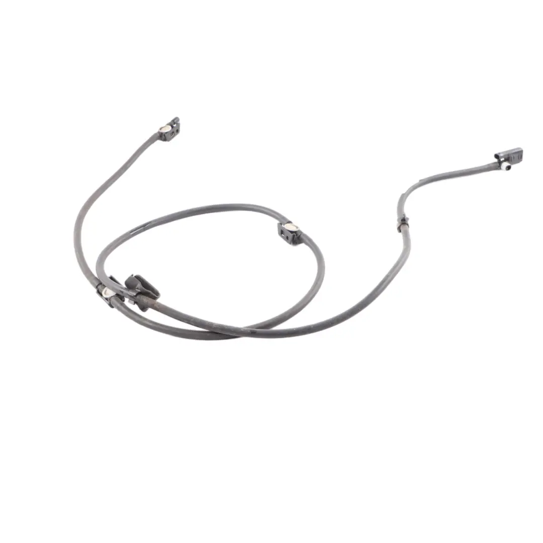 Mercedes W205 Tuyau De Lave-Glace Conduite De Lave-Glace - SKU A2058600192 - Numéro de pièce A2058600192