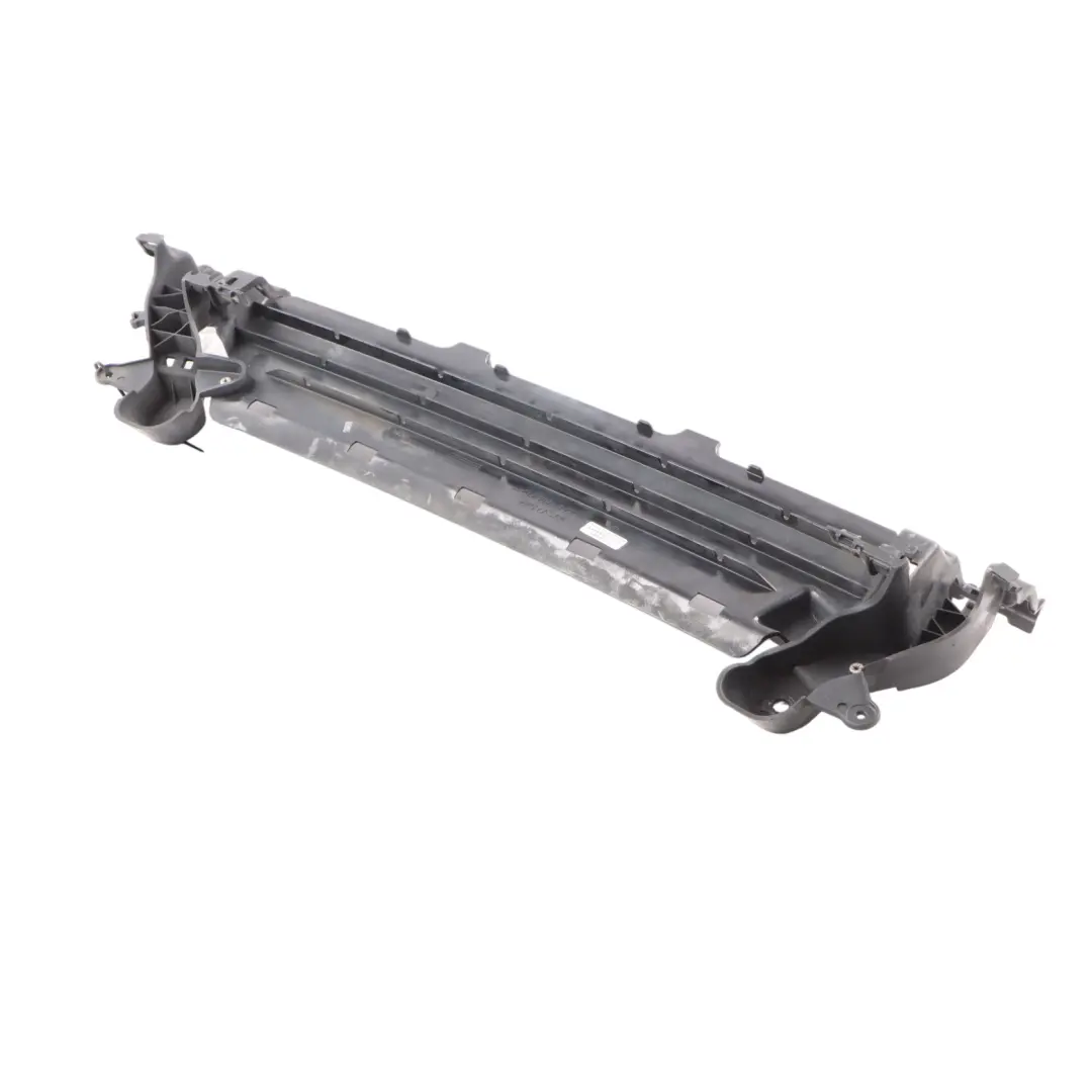 Paraurti Posteriore Diffusore Scarico Singolo per Mercedes W205 con numero di parte A2058851524 Mercedes W205 Paraurti Posteriore Diffusore Scarico Singolo - SKU A2058851524 - Numero di parte A2058851524