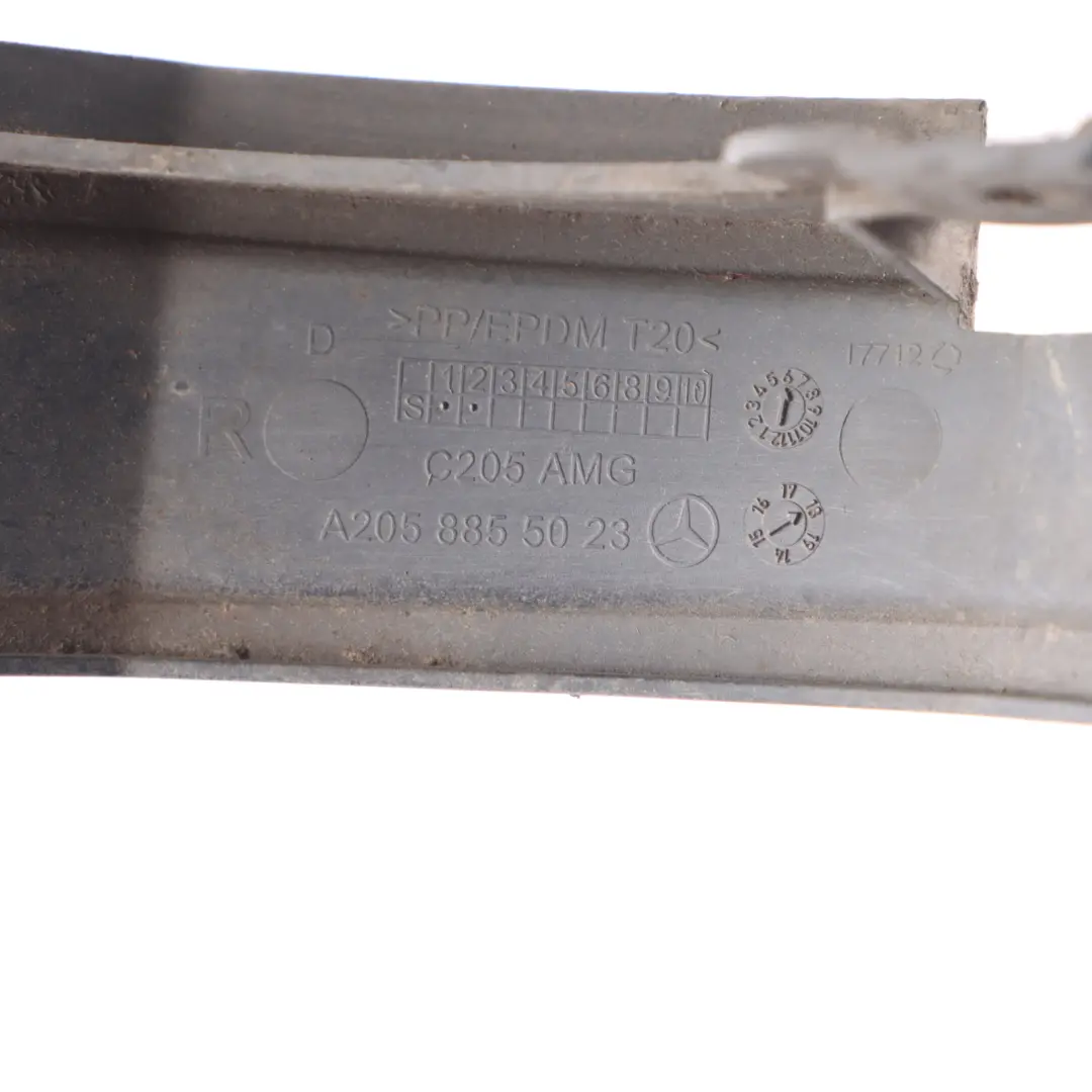 Parachoques Trasero Derecho Cubierta Panel De Ajuste para Mercedes C205 con número de pieza A2058855023 Mercedes C205 Parachoques Trasero Derecho Cubierta Panel De Ajuste - SKU A2058855023 - Número de pieza A2058855023