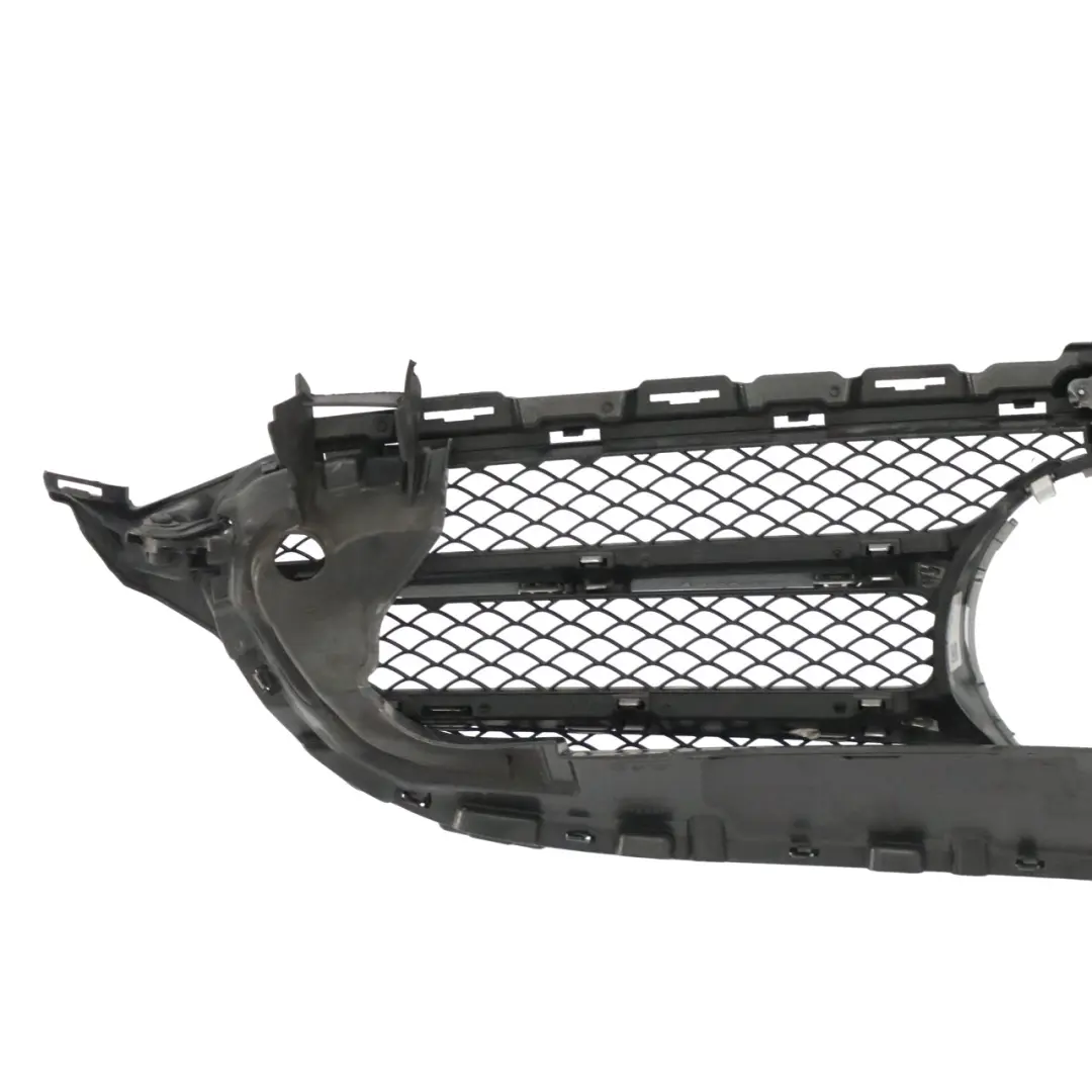 Mercedes W205 Pare-chocs Grille d'habillage Avant Centre Chromé - SKU A2058880023-2 - Numéro de pièce A2058880023
