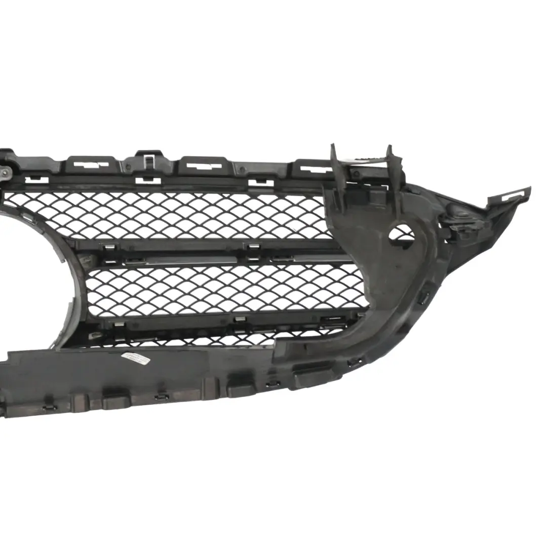 Mercedes W205 Pare-chocs Grille d'habillage Avant Centre Chromé - SKU A2058880023-2 - Numéro de pièce A2058880023