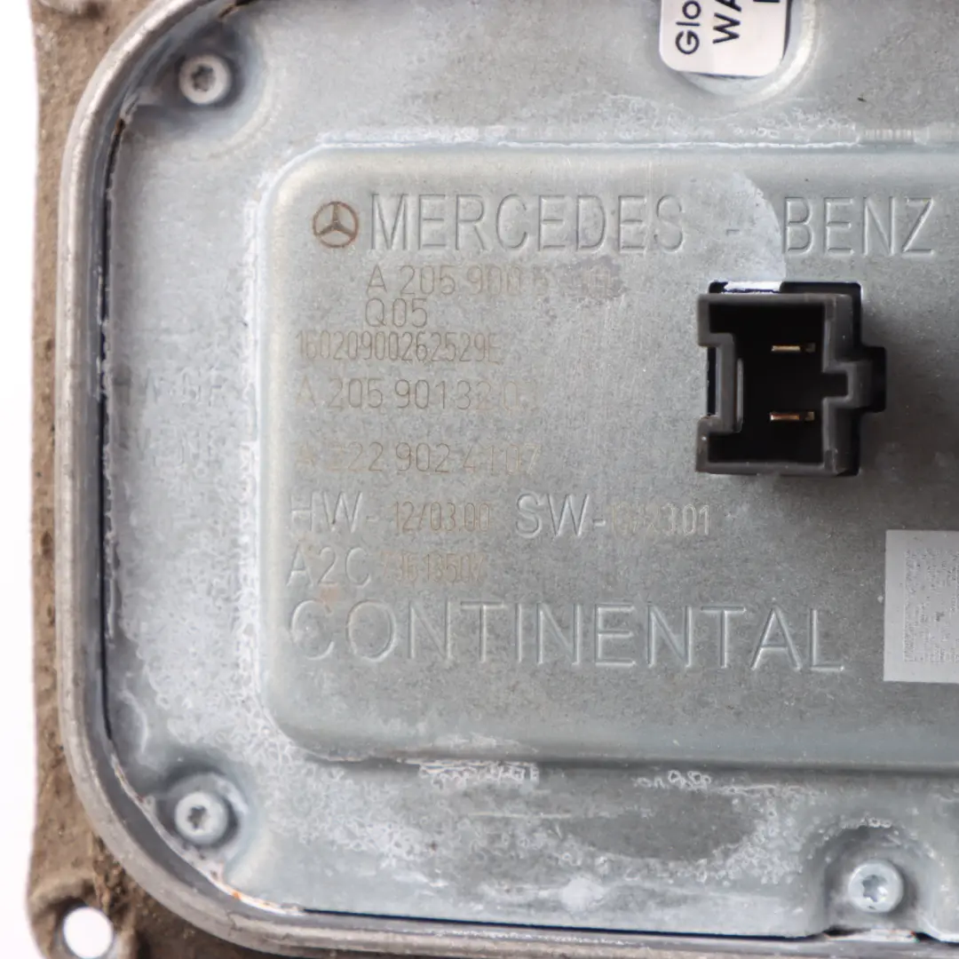 Headlight Module LED Ballast Control Unit to Mercedes W205 with Part number A2059005110 Mercedes W205 Headlight Module LED Ballast Control Unit - SKU A2059005110 - Part number A2059005110