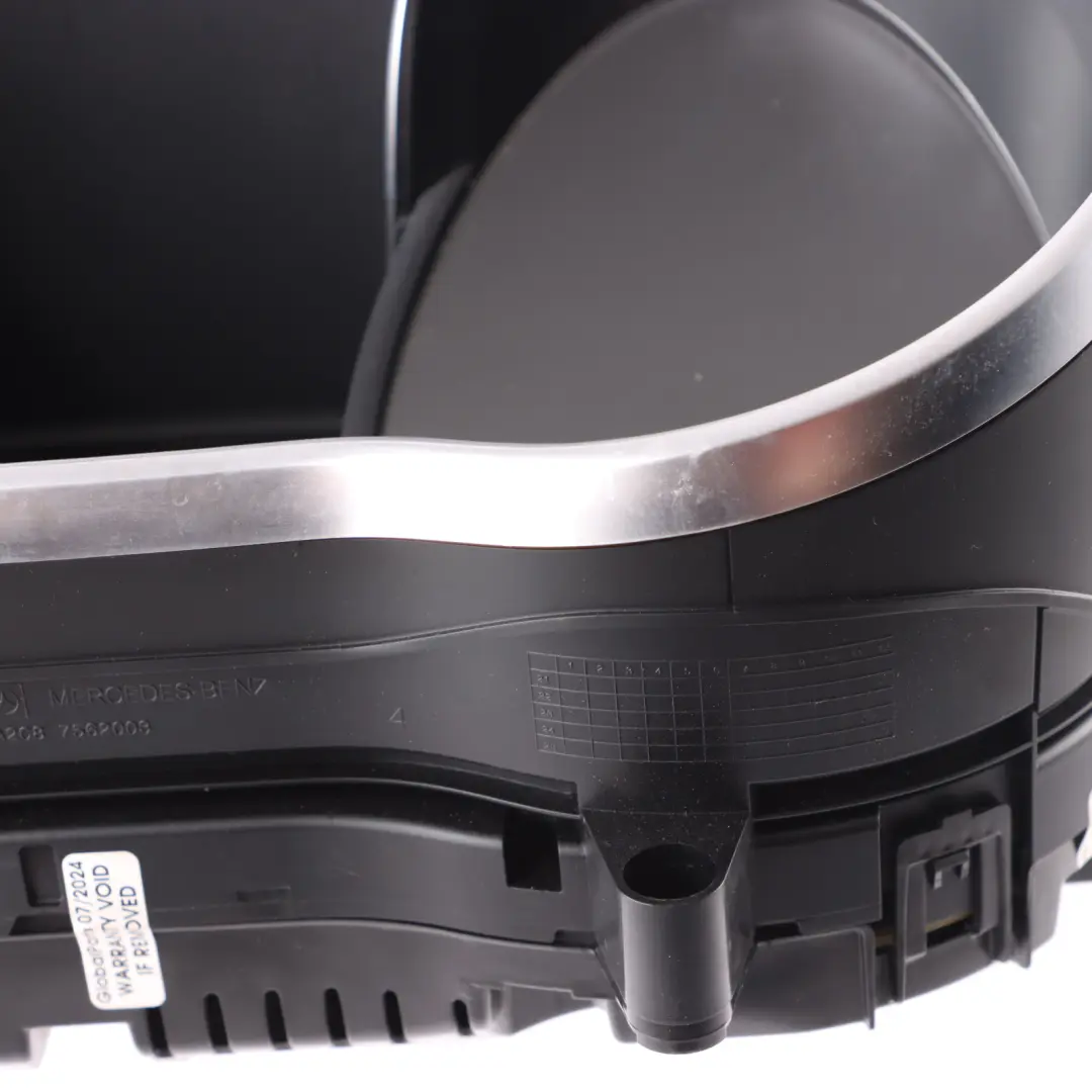 Instrument Cluster Speedo Meter Automatic to Mercedes W205 C253 Petrol with Part number A2059006336 Mercedes W205 C253 Petrol Instrument Cluster Speedo Meter Automatic - SKU rhd-A2059006336 - Part number A2059006336