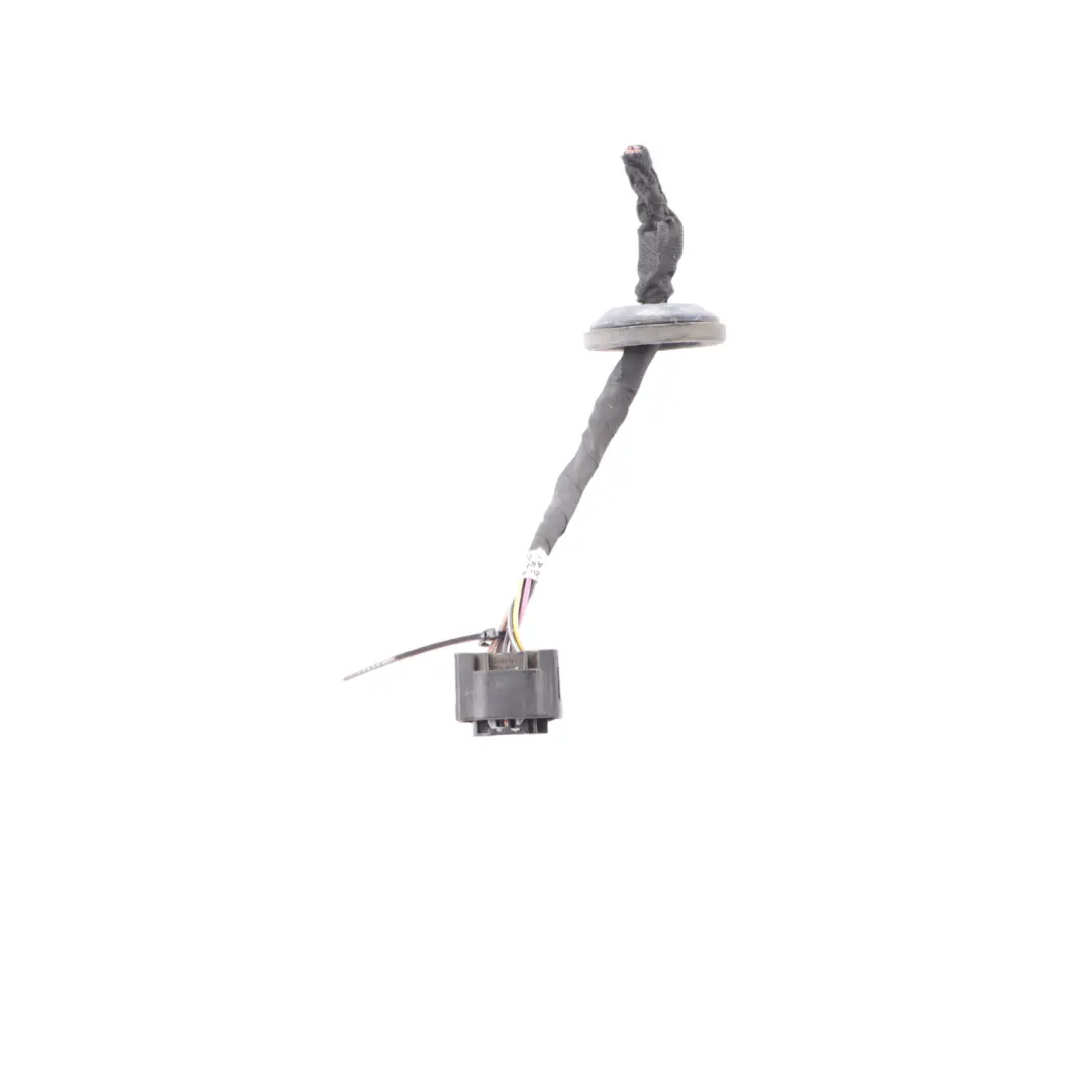 Mercedes C205 Feu arrière gauche Faisceau de câblage Loom - SKU A2059063105-2 - Numéro de pièce A2059063105