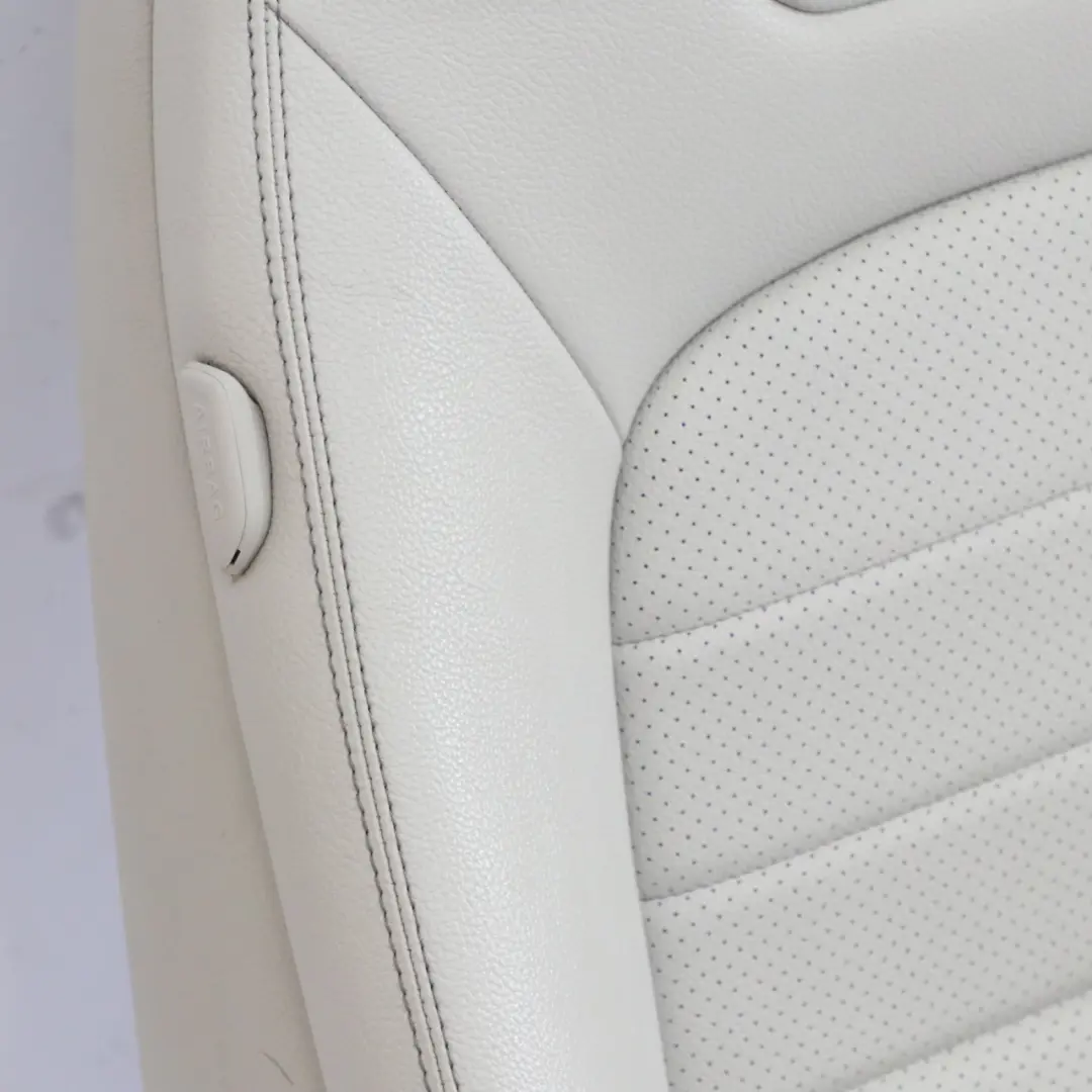 Mercedes C205 Asiento Delantero Izquierdo Calefaccionado Memoria Cuero Gris - SKU A2059104502-4 - Número de pieza A2059104502