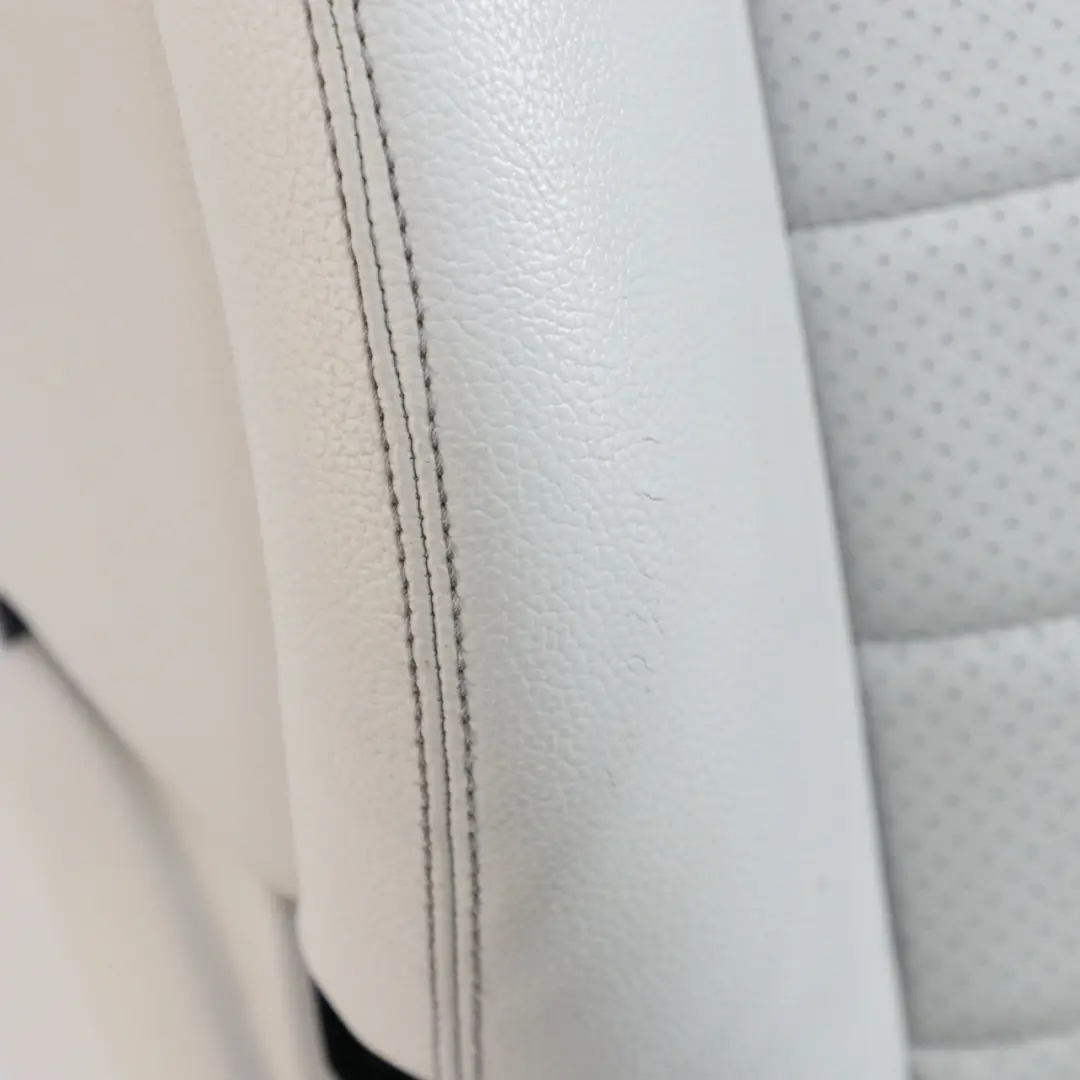 Siège Avant Gauche Chauffant Mémoire Imiation Cuir Gris pour Mercedes C205 à propos du numéro de pièce A2059104502 Mercedes C205 Siège Avant Gauche Chauffant Mémoire Imiation Cuir Gris - SKU A2059104502-4 - Numéro de pièce A2059104502