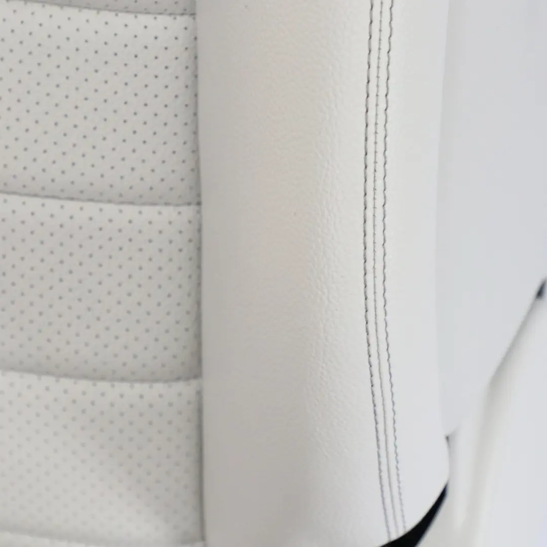 Asiento Delantero Izquierdo Calefaccionado Memoria Cuero Gris para Mercedes C205 con número de pieza A2059104502 Mercedes C205 Asiento Delantero Izquierdo Calefaccionado Memoria Cuero Gris - SKU A2059104502-4 - Número de pieza A2059104502