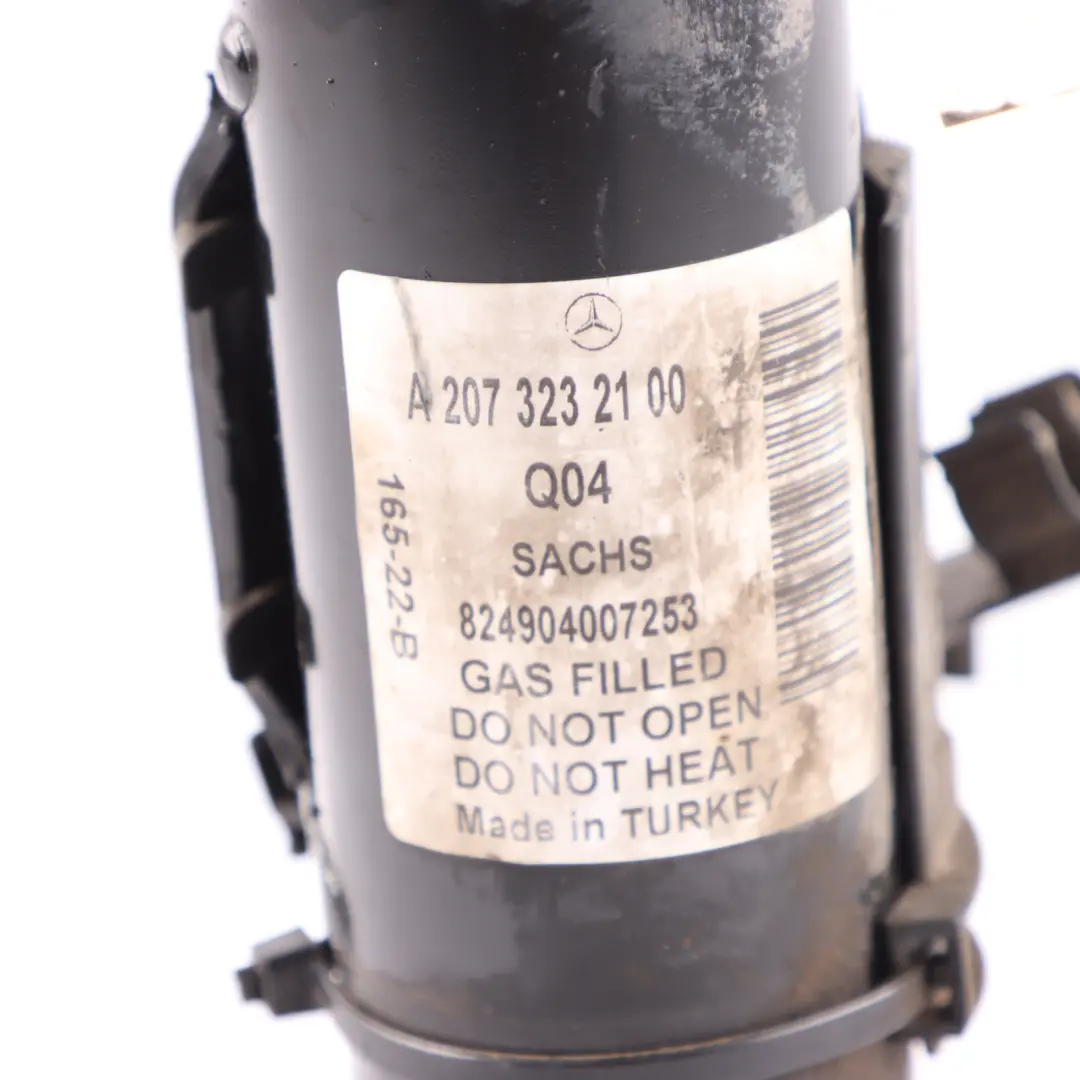 Mercedes A207 Convertible Suspensión Amortiguador Delantero - SKU A2073232100-1 - Número de pieza A2073232100