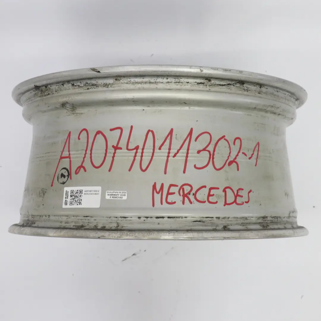 W207 A207 Cerchio in lega 18" 8J ET:45 a 6 doppie razze per Mercedes con numero di parte A2074011302 Mercedes W207 A207 Cerchio in lega 18" 8J ET:45 a 6 doppie razze - SKU A2074011302-2 - Numero di parte A2074011302