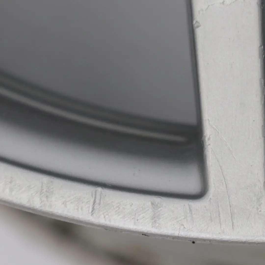 W207 A207 Cerchio in lega 18" 8J ET:45 a 6 doppie razze per Mercedes con numero di parte A2074011302 Mercedes W207 A207 Cerchio in lega 18" 8J ET:45 a 6 doppie razze - SKU A2074011302-2 - Numero di parte A2074011302