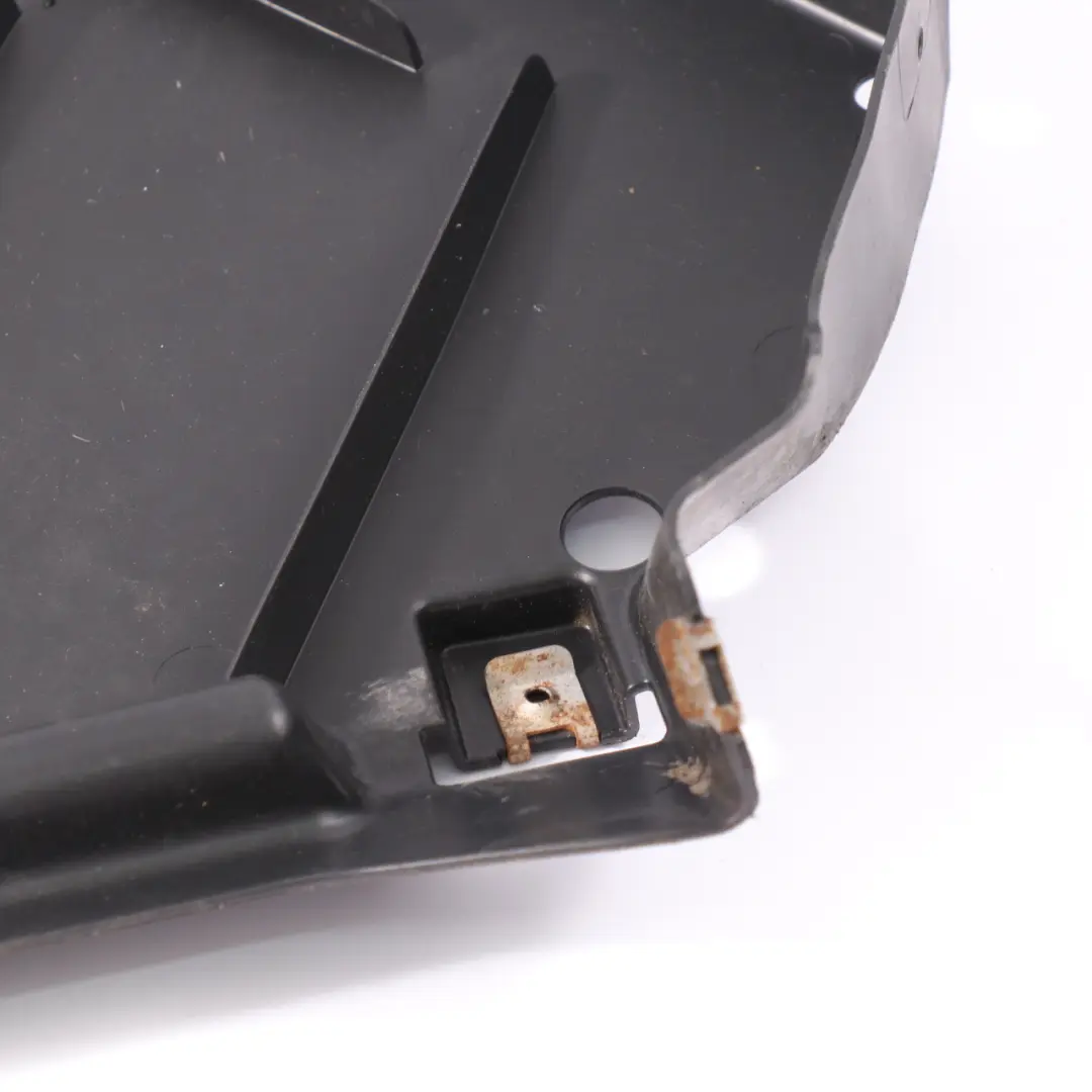 Schalldämpfer Abdeckung Verkleidung Hinten Rechts für Mercedes C207 mit Teilenummer A2076100008 Mercedes C207 Schalldämpfer Abdeckung Verkleidung Hinten Rechts - SKU A2076100008 - Teilenummer A2076100008