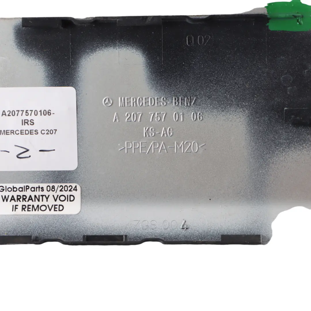 Flap FIller Cap Cover Fire Iridium Silver - 775 to Mercedes C207 Coupe Fuel with Part number A2077570106 Mercedes C207 Coupe Fuel Flap FIller Cap Cover Fire Iridium Silver - 775 - SKU A2077570106-IRS - Part number A2077570106