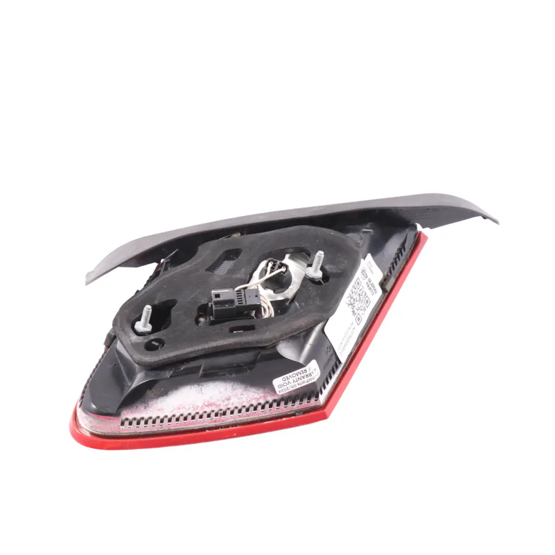 Mercedes C207 Feu arrière droit Éclairage couvercle intérieur coffre - SKU A2078200464-2 - Numéro de pièce A2078200464