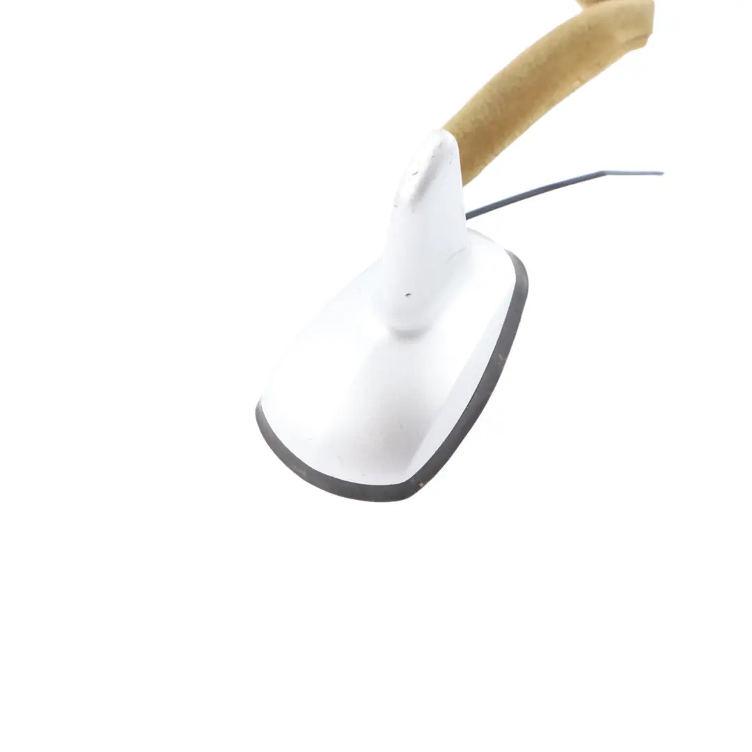 Antena Dachowa Rekinowa Irydowy Srebrny 755 do Mercedes C207 o numerze A2078201075 Mercedes C207 Antena Dachowa Rekinowa Irydowy Srebrny 755 - SKU A2078201075-IRS - Numer Części A2078201075