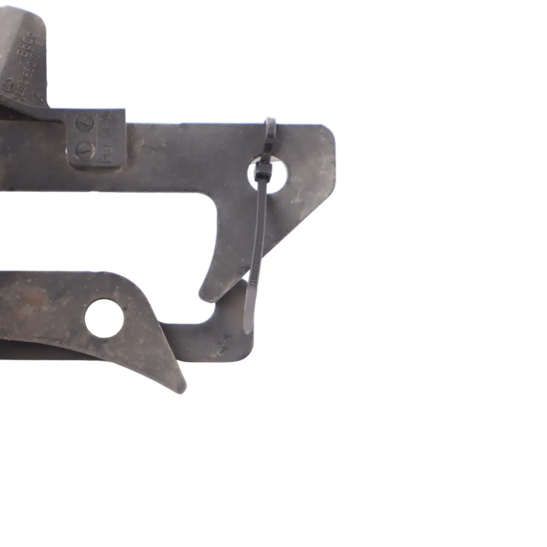 Mercedes W207 C207 Cappuccio Bonnet Lock Lock Latch - SKU A2078800164 - Numero di parte A2078800164
