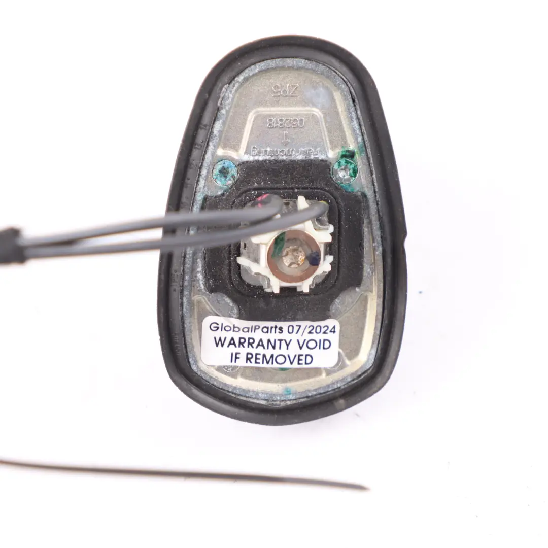 Roof Antenna Mercedes W212 Aerial Shark Antenna Harness Loom Cable to with Part number A2079058602 Roof Antenna Mercedes W212 Aerial Shark Antenna Harness Loom Cable - SKU A2079058602 - Part number A2079058602