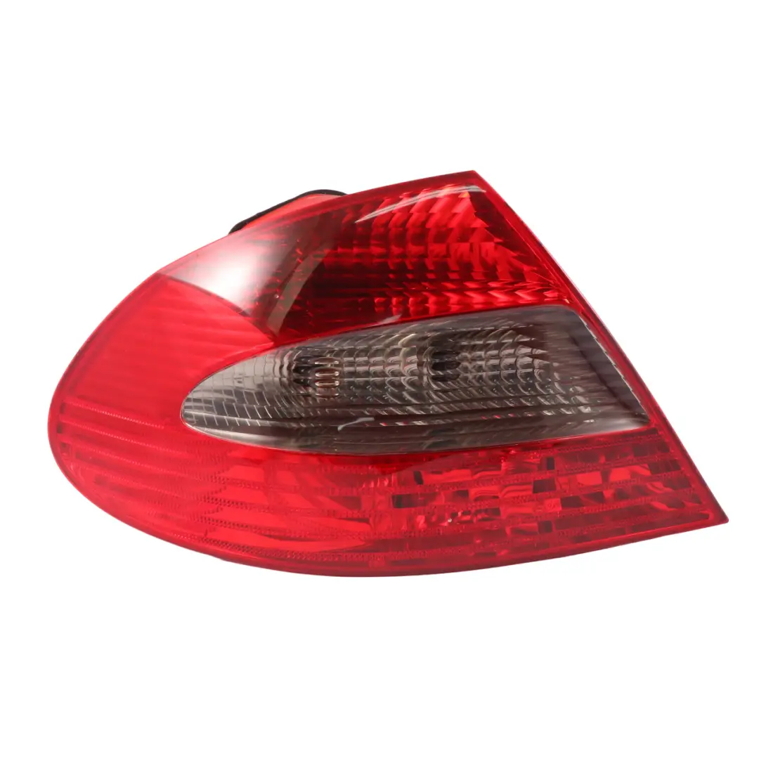 Mercedes CLS C219 Feu arrière gauche Feu arrière Panneau latéral A2198200764 - SKU A2098201564 - Numéro de pièce A2098201564