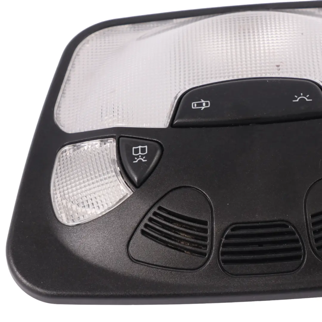 Mercedes CLK A209 Cabriolet Feu de toit intérieur Panneau Noir - SKU A2098203601 - Numéro de pièce A2098203601