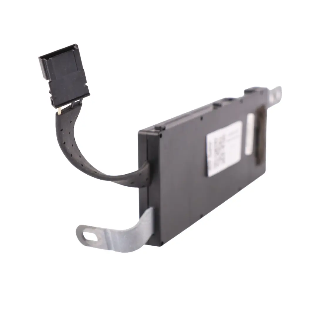 Antenna Amplifier Module to Mercedes CLK A209 Convertible with Part number A2098205789 Mercedes CLK A209 Convertible Antenna Amplifier Module - SKU A2098205789 - Part number A2098205789