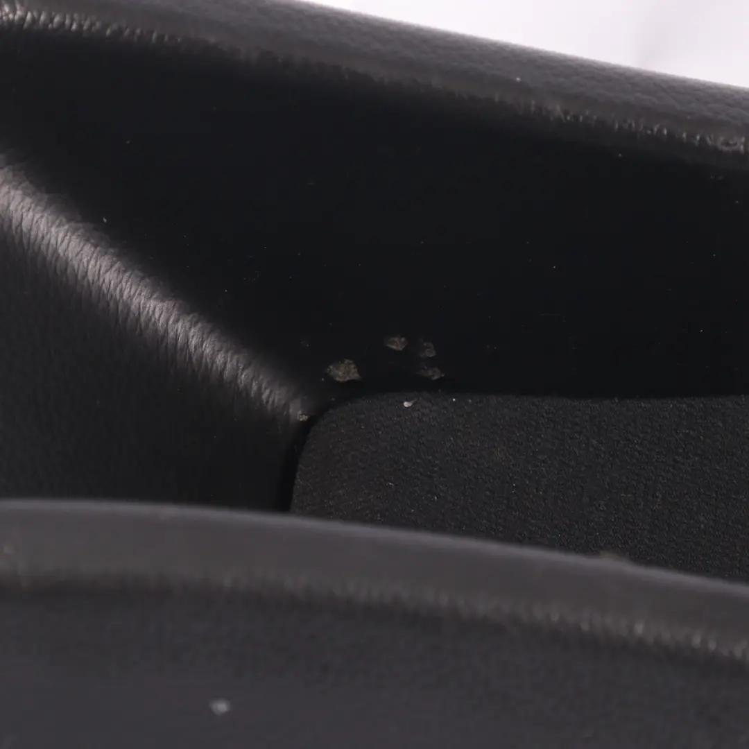 Mercedes A209 Cabrio Coperchio Console Centrale Posteriore Nero - SKU A2098401574 - Numero di parte A2098401574