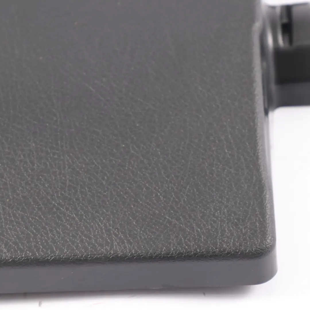 Sitz Innenverkleidung Panel Abdeckung hinten für Mercedes A209 mit Teilenummer A2098460027 Mercedes A209 Sitz Innenverkleidung Panel Abdeckung hinten - SKU A2098460027 - Teilenummer A2098460027