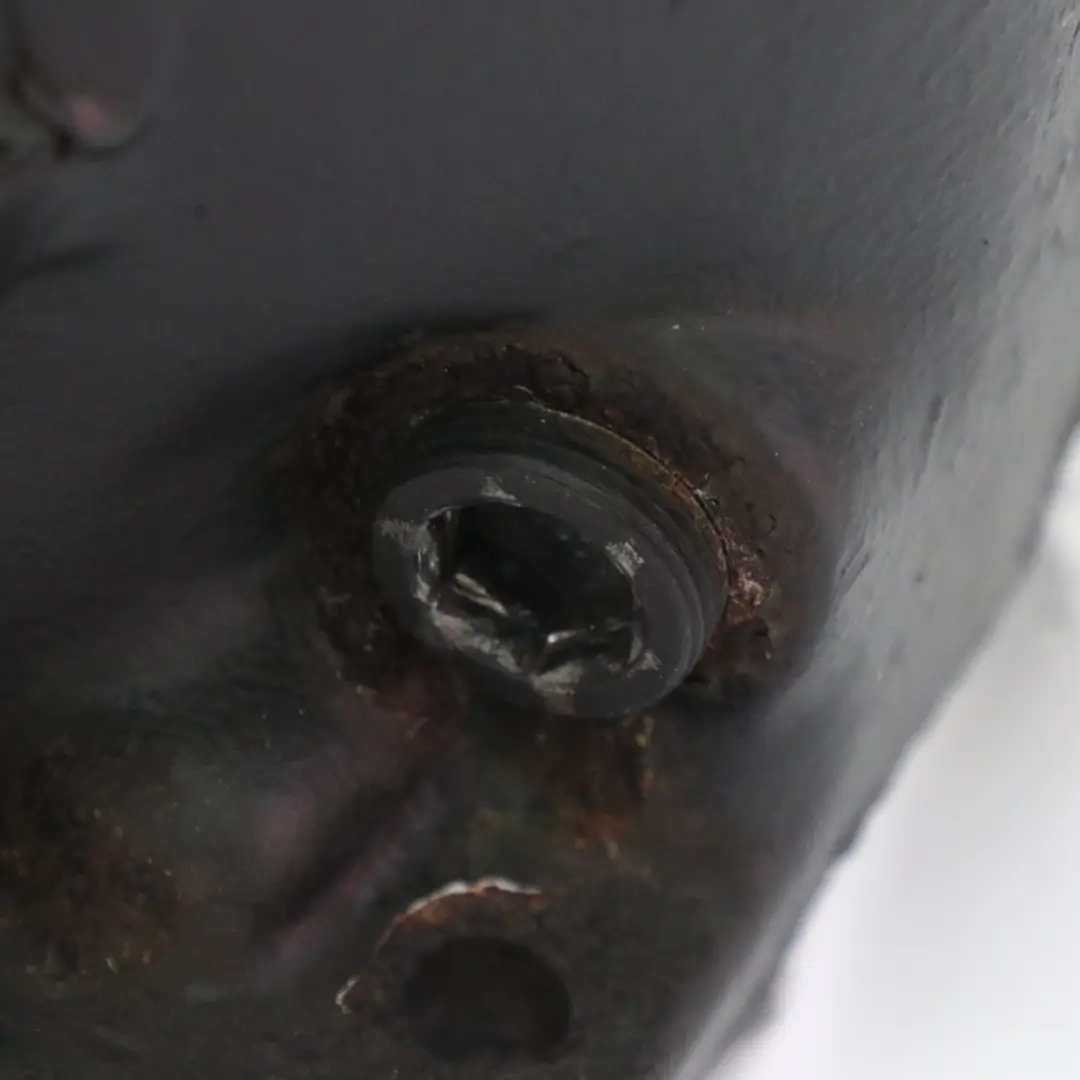 Dyferencjał Dyfer Most Tył Tylny A2033510908 do Mercedes W203 o numerze A2103510805 Mercedes W203 Dyferencjał Dyfer Most Tył Tylny A2033510908 - SKU A2103510805 - Numer Części A2103510805