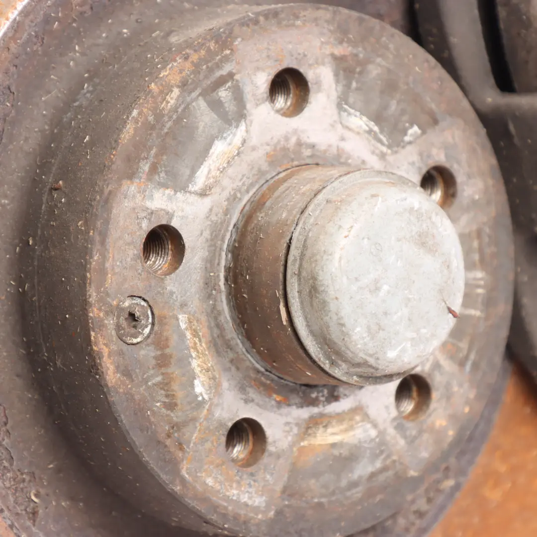 Front Left N/S Suspension Leg Brake Disc Wheel Hub to Mercedes C219 CLS 500 with Part number A2113306620 Mercedes C219 CLS 500 Front Left N/S Suspension Leg Brake Disc Wheel Hub - SKU A2113306620-1 - Part number A2113306620